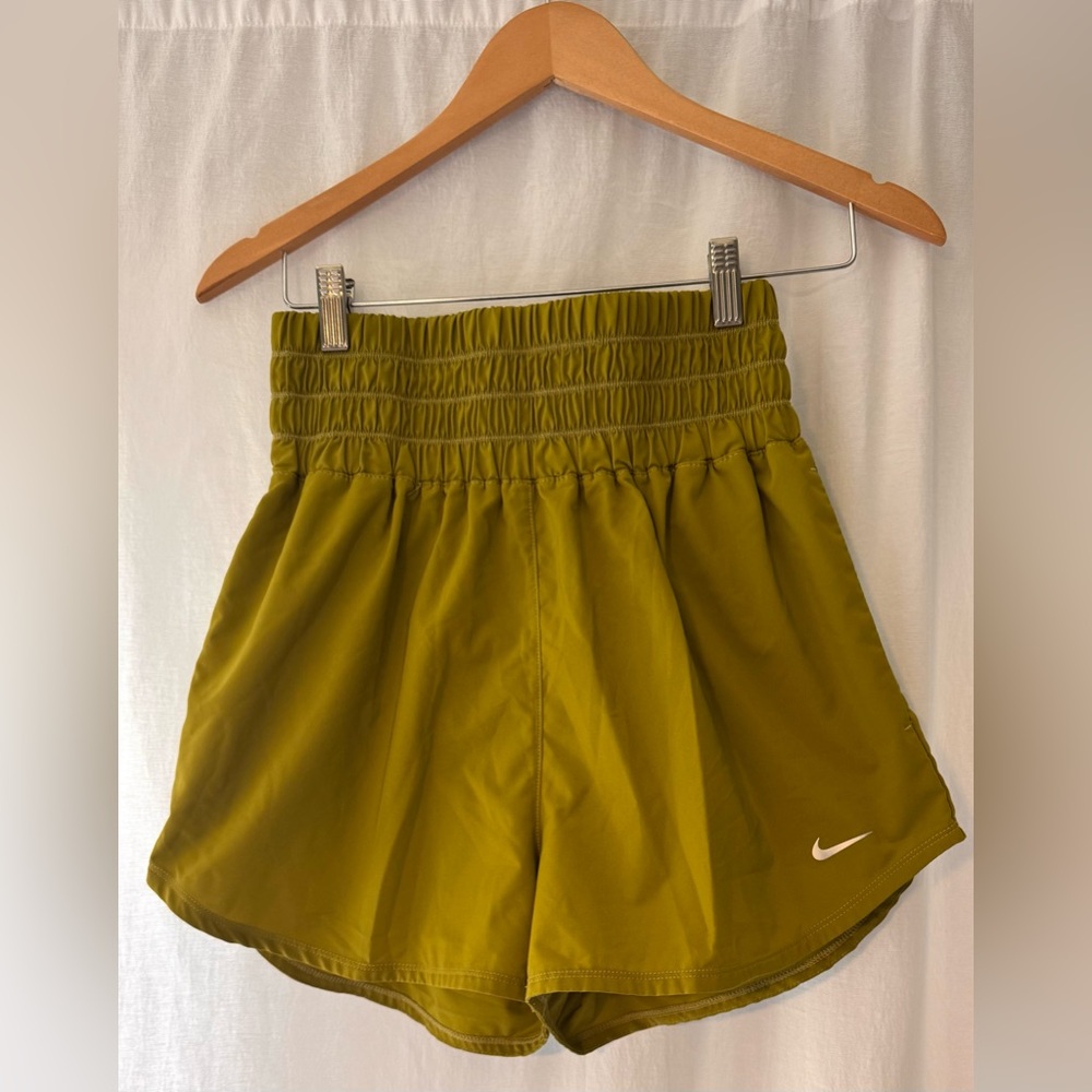 Nike Dri-Fit Running Shorts Women’s Medium Moss Green High Rise Athletic